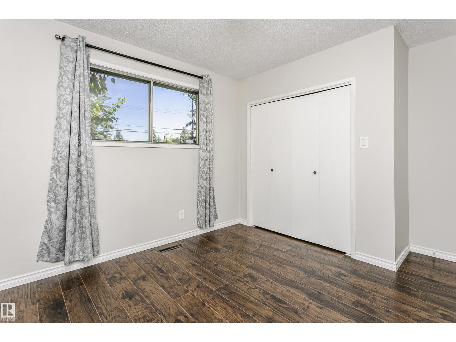 11440 44a Av Nw Property Photo 16