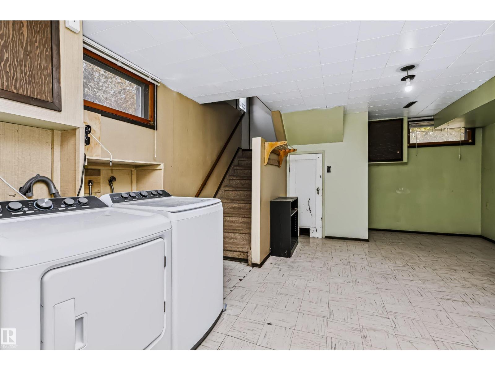 11440 44a Av Nw Property Photo 25