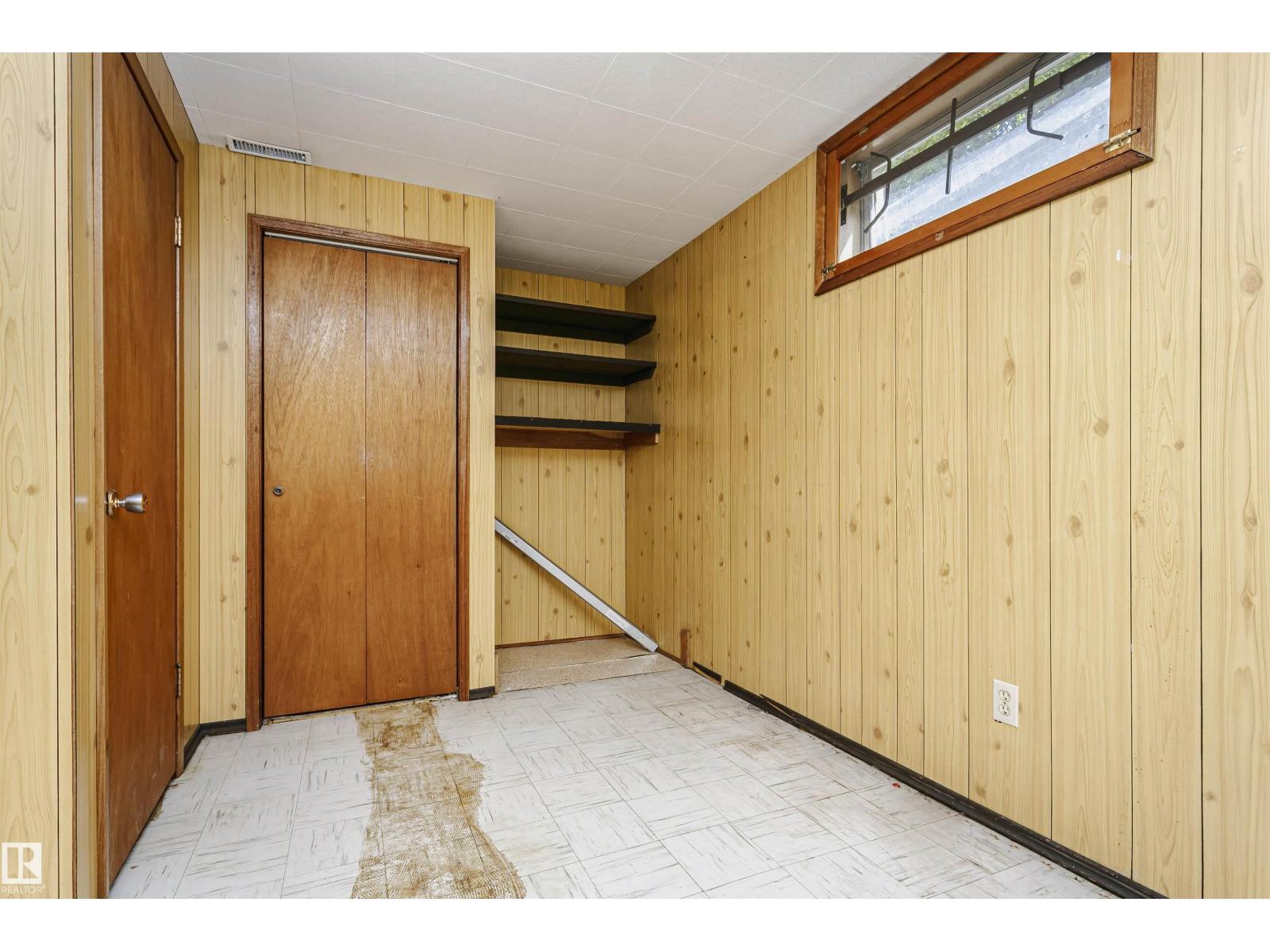 11440 44a Av Nw Property Photo 32