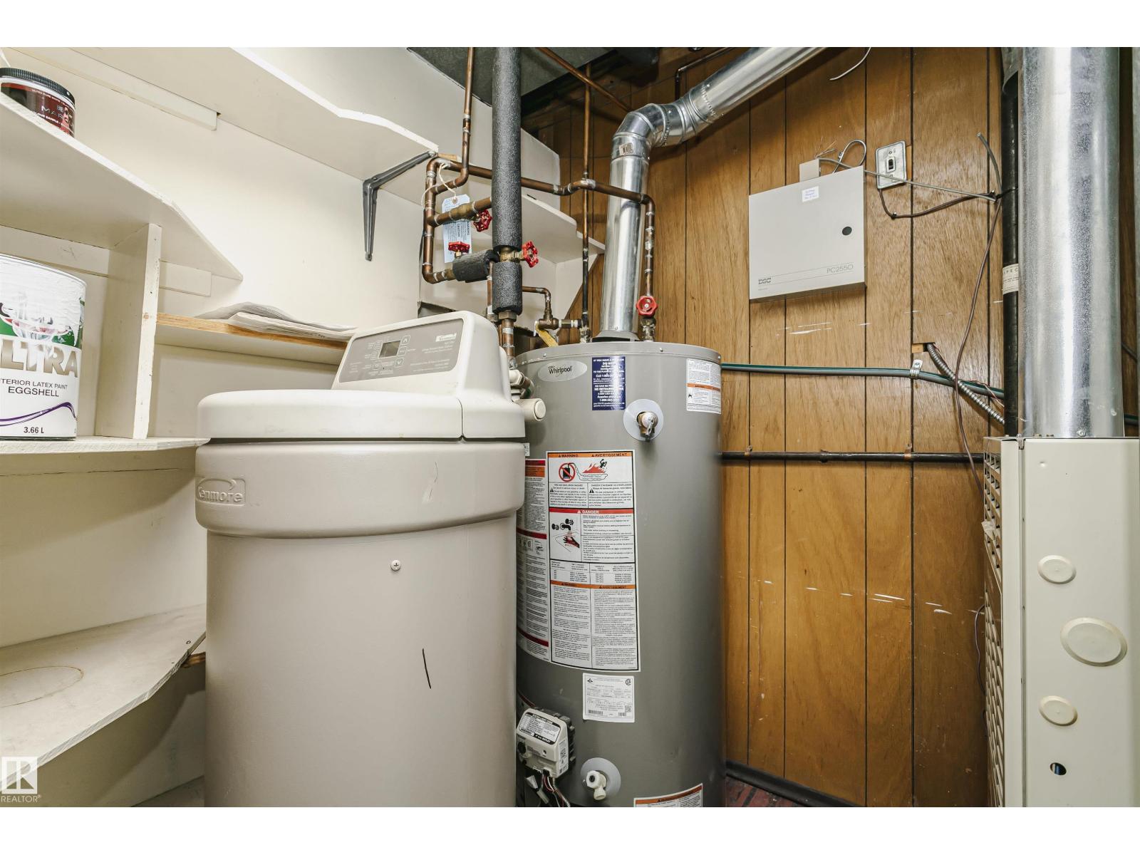 11440 44a Av Nw Property Photo 33