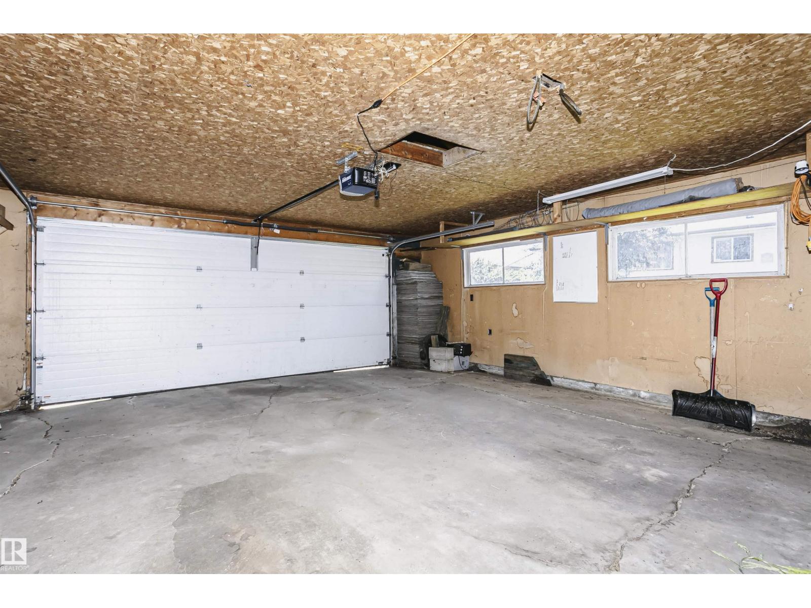 11440 44a Av Nw Property Photo 37