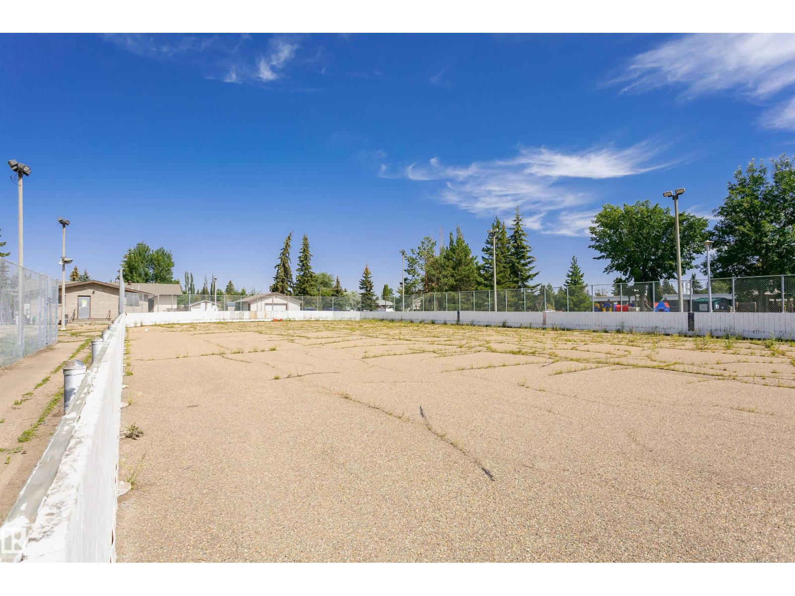 11440 44a Av Nw Property Photo 46