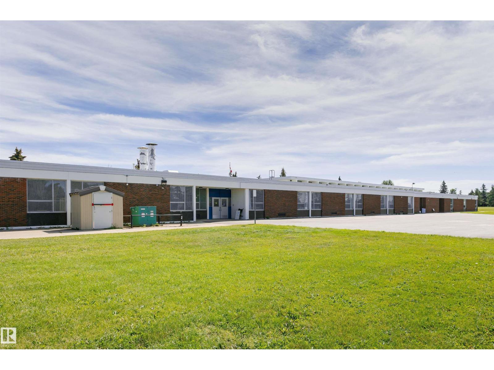 11440 44a Av Nw Property Photo 51