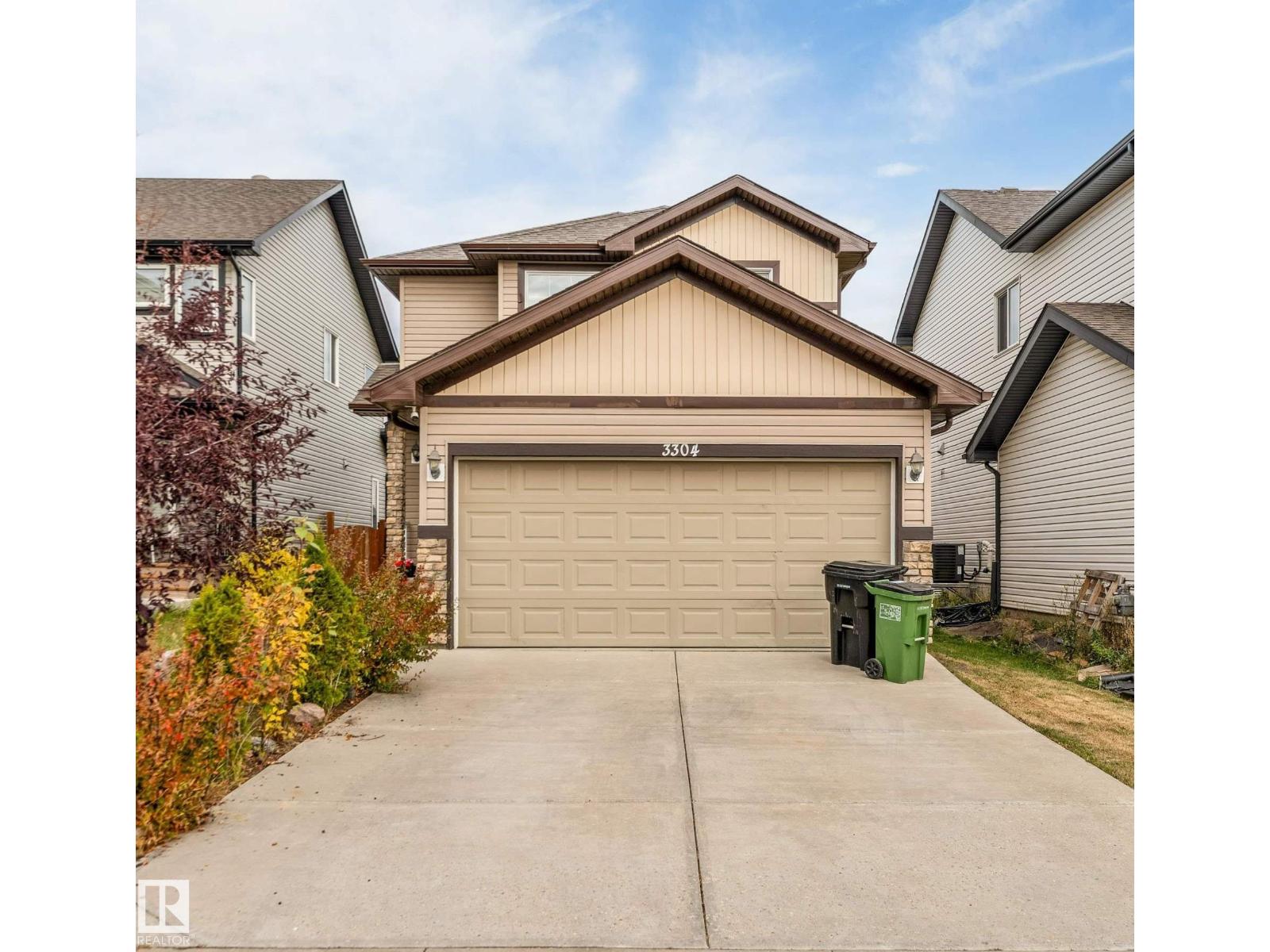 3304 13 Av Nw Property Photo 1