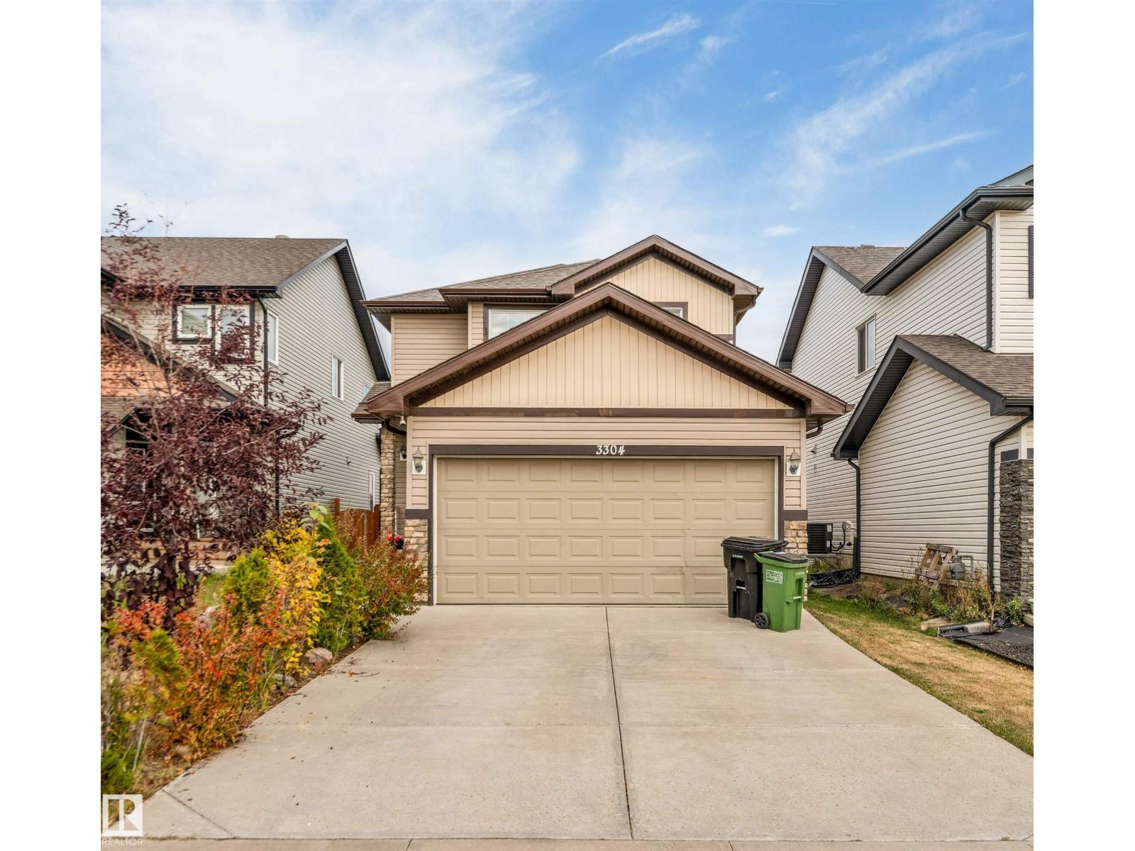 3304 13 Av Nw Property Photo 2