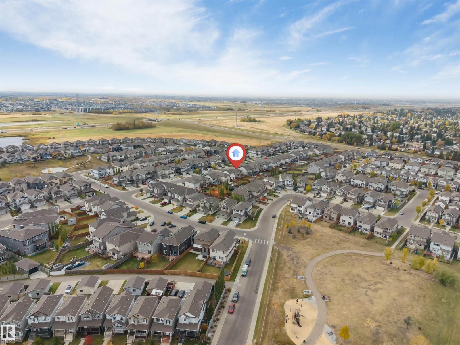 3304 13 Av Nw Property Photo 11