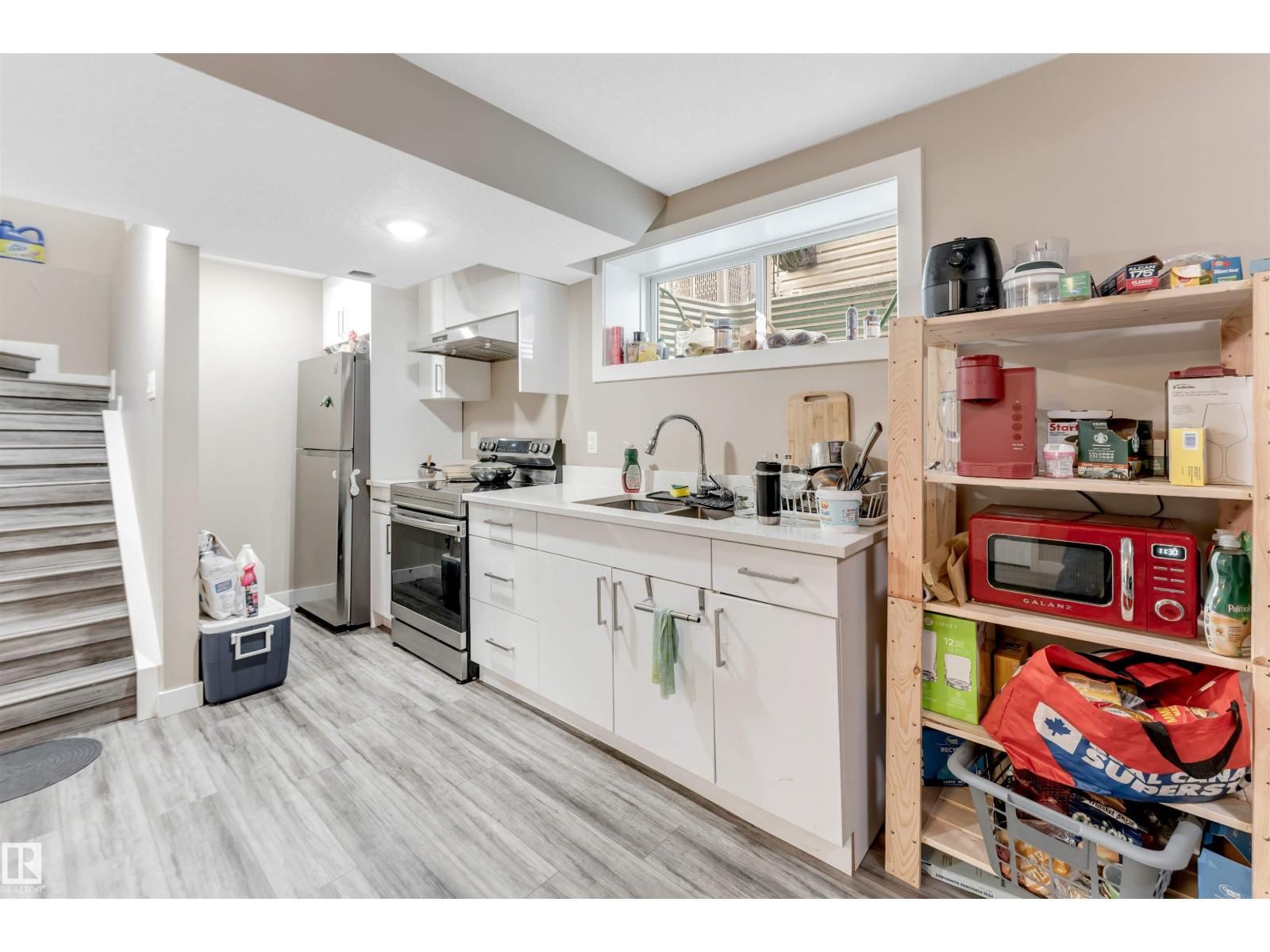 3304 13 Av Nw Property Photo 35