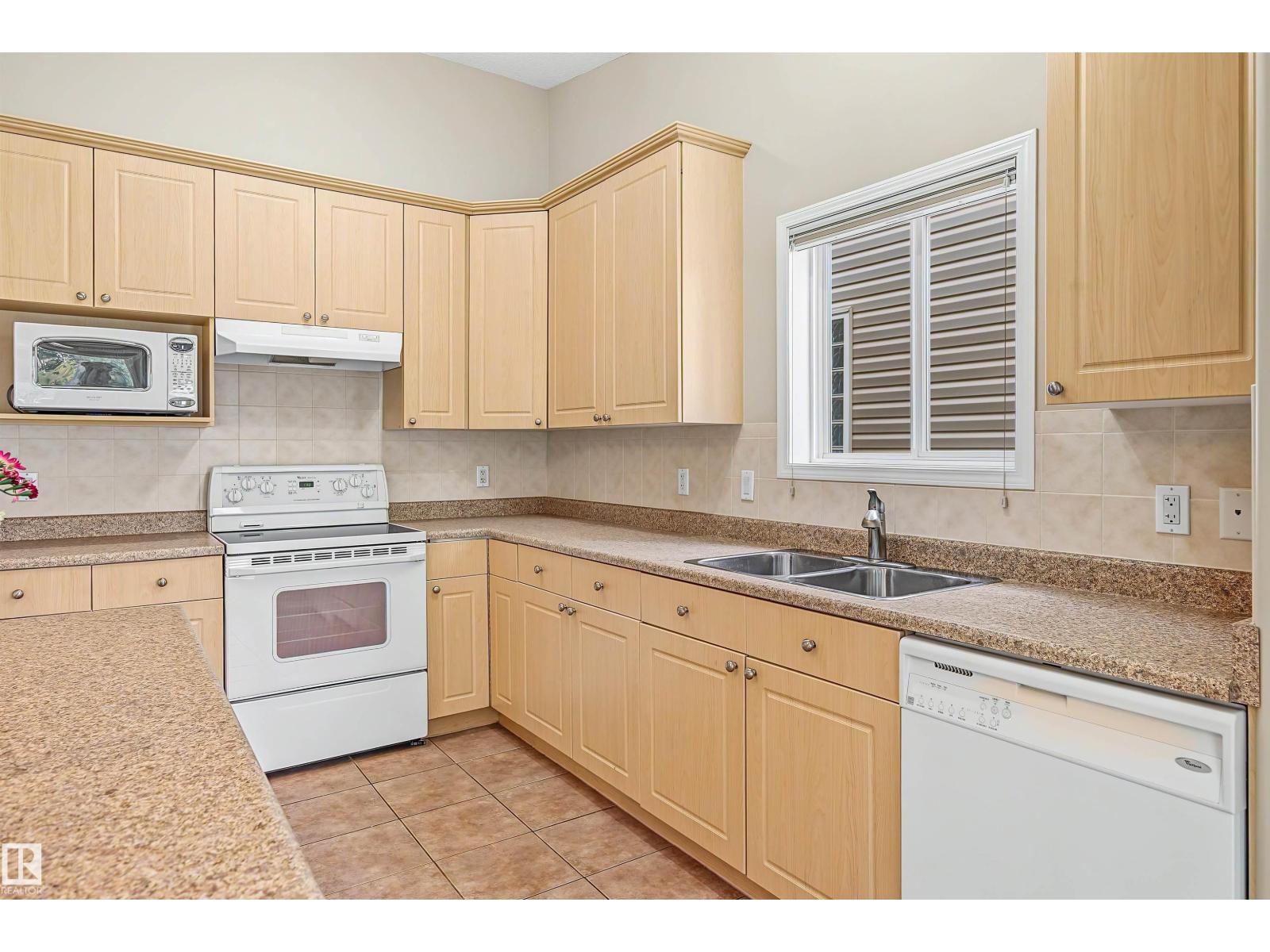 #6 2031 Brennan Cr Nw Property Photo 12