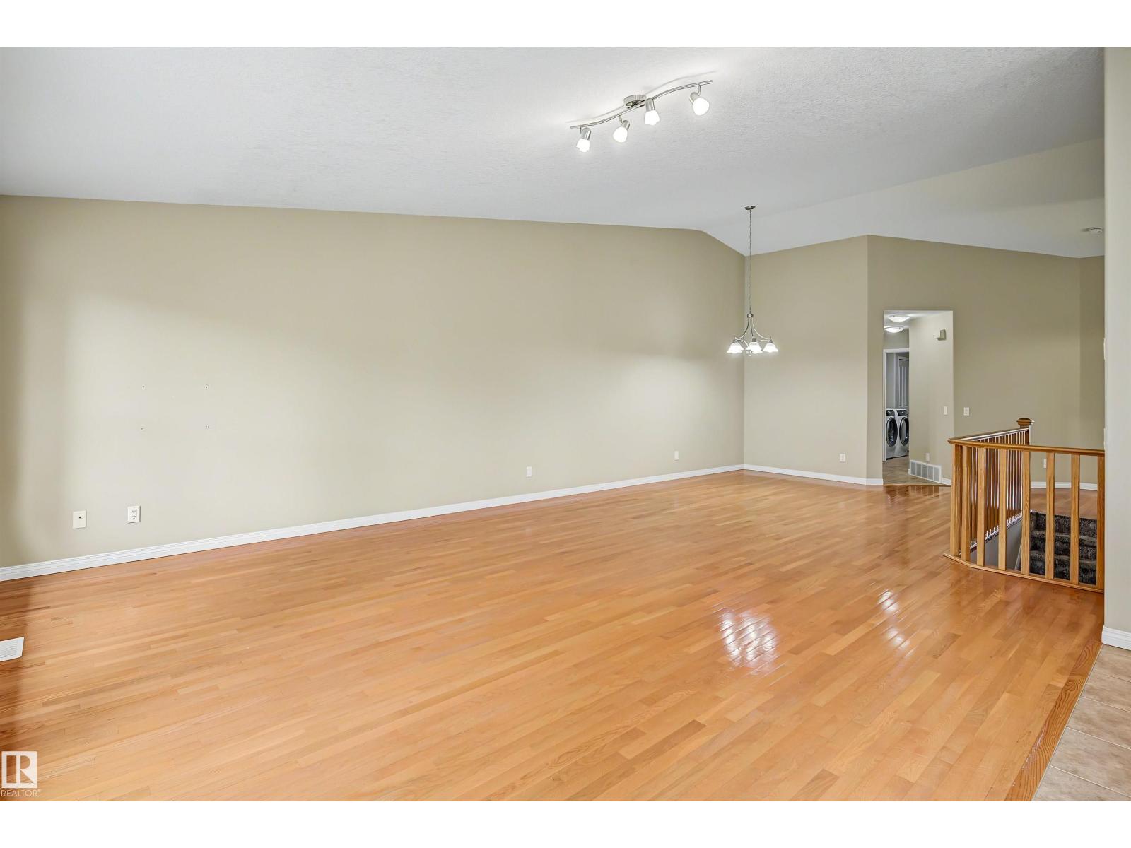 #6 2031 Brennan Cr Nw Property Photo 15