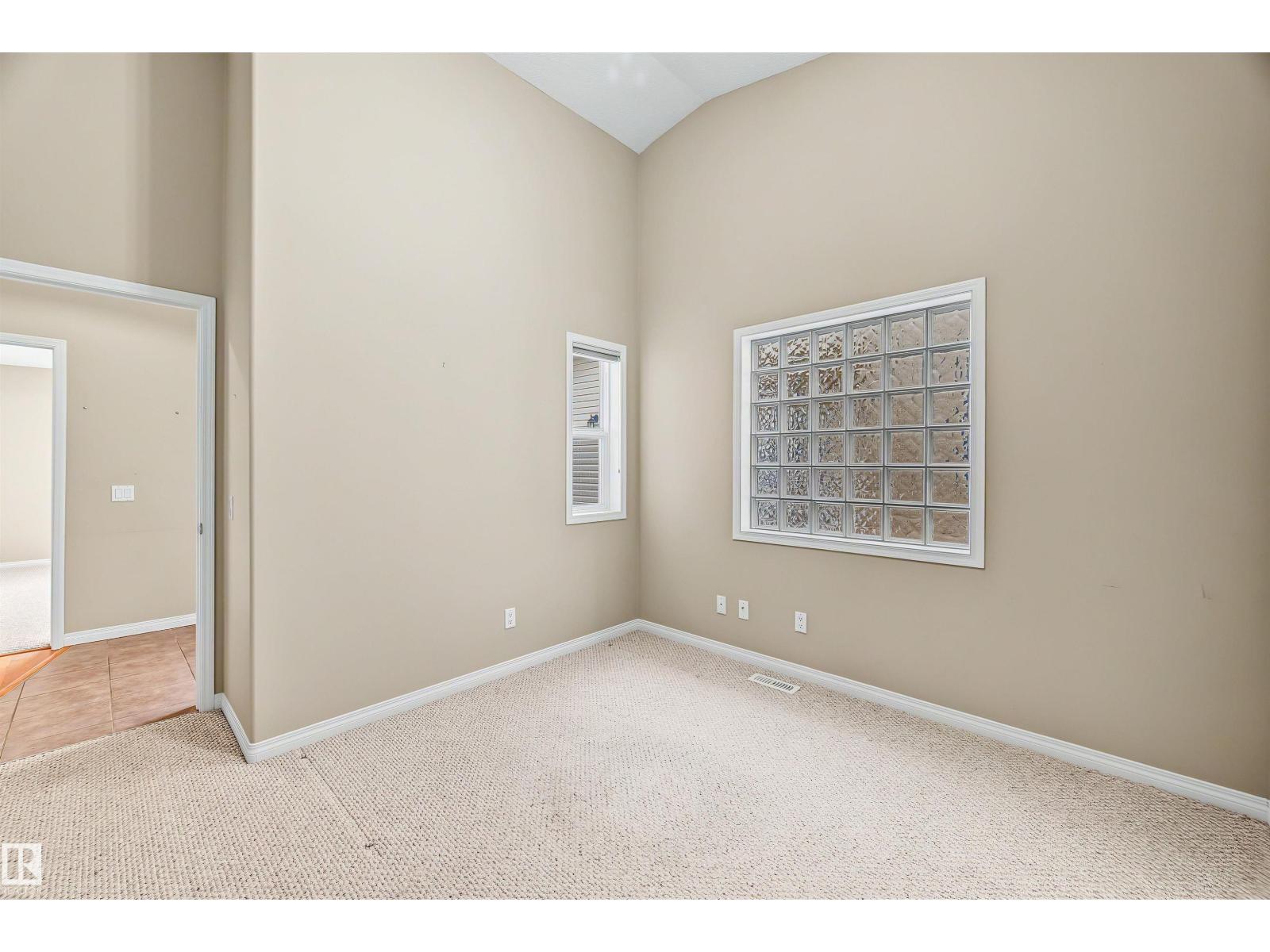 #6 2031 Brennan Cr Nw Property Photo 22