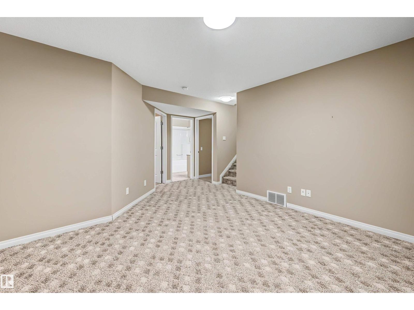 #6 2031 Brennan Cr Nw Property Photo 27