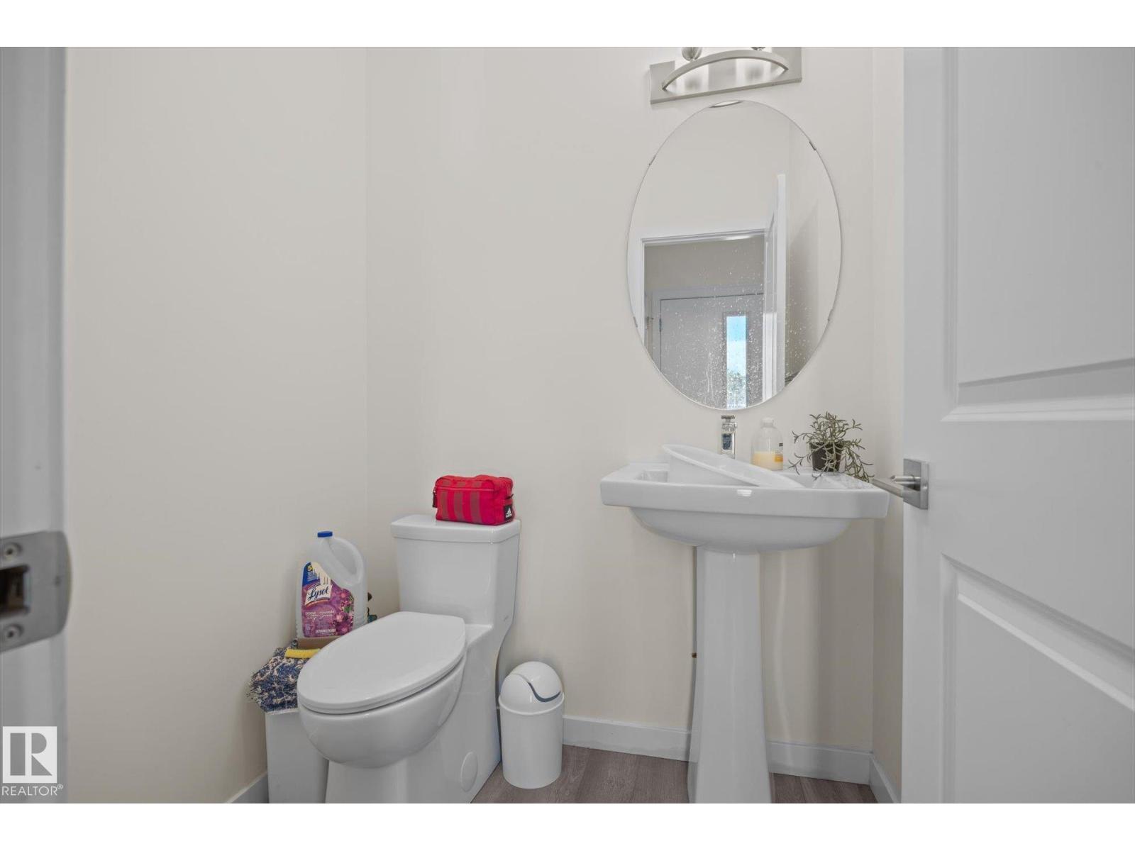 8009 120 Av Nw Property Photo 5