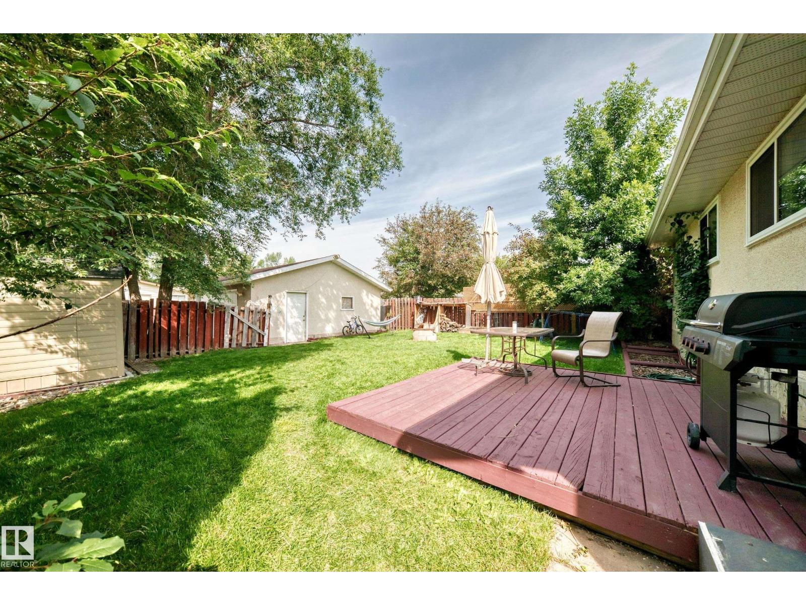 2112 36 St Nw Property Photo 33