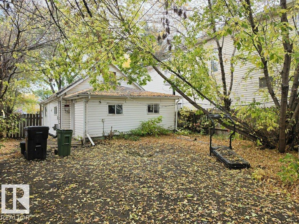 11911 77 St Nw Property Photo 16