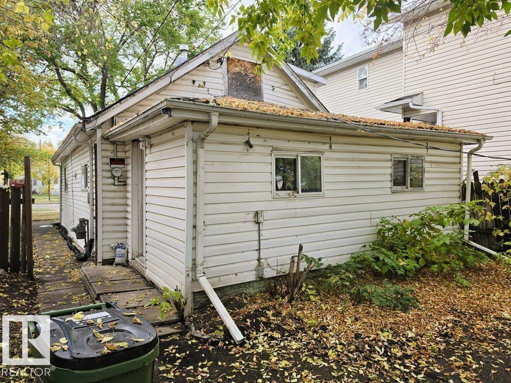11911 77 St Nw Property Photo 18