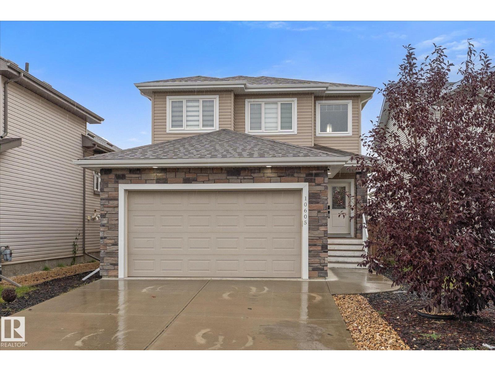 10605 96 St Property Photo 1