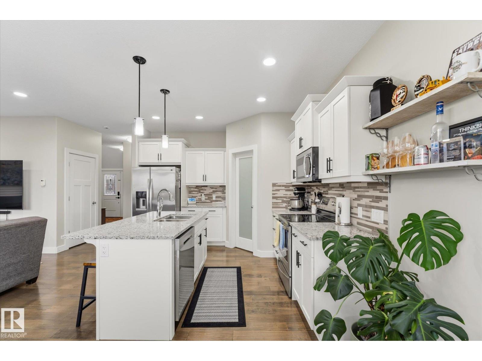 10605 96 St Property Photo 18