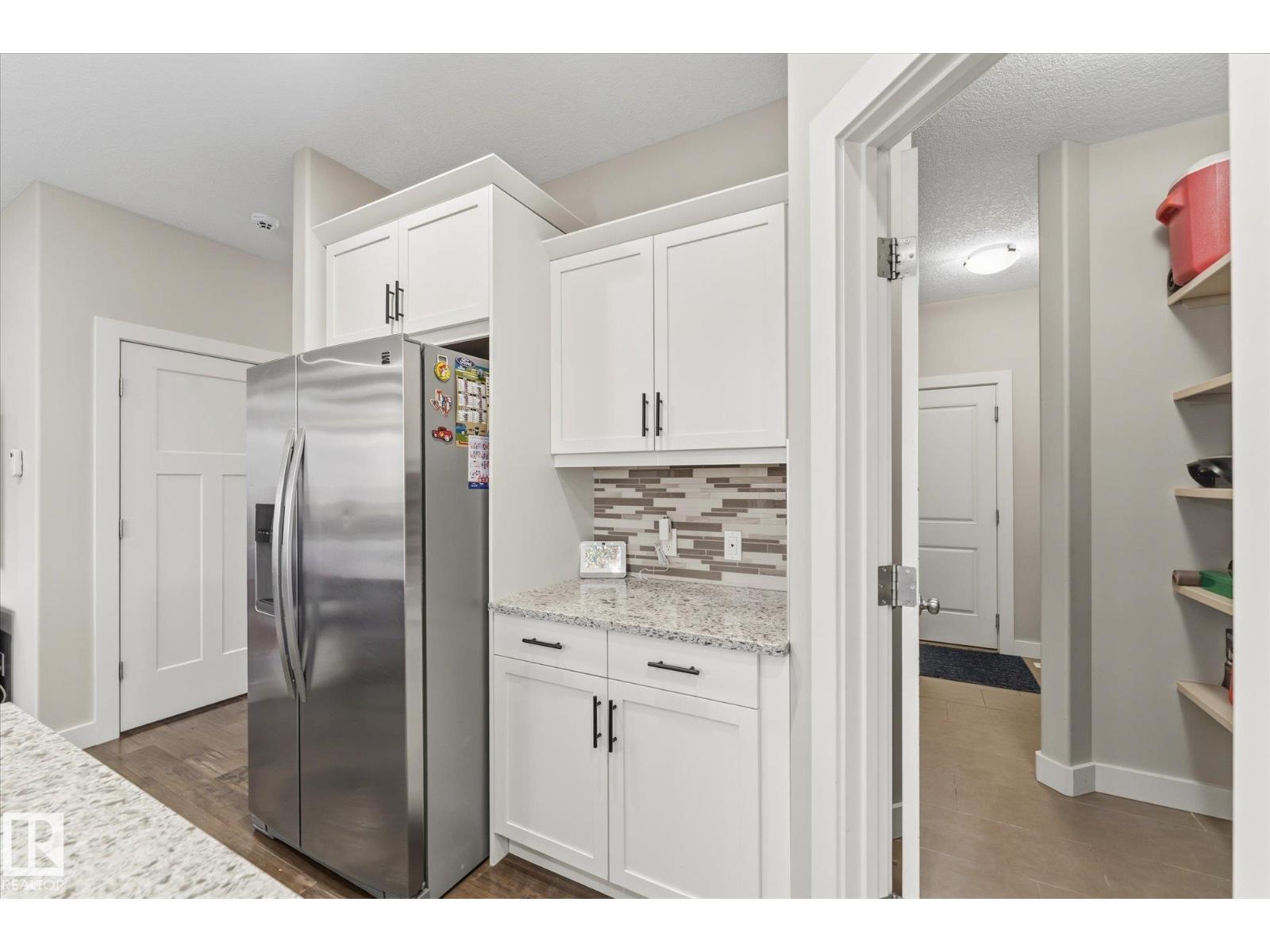 10605 96 St Property Photo 19