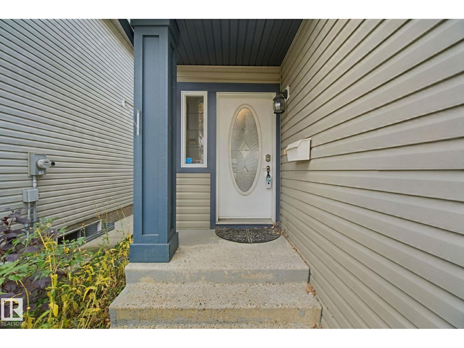 4113 158 Av Nw Property Photo 4