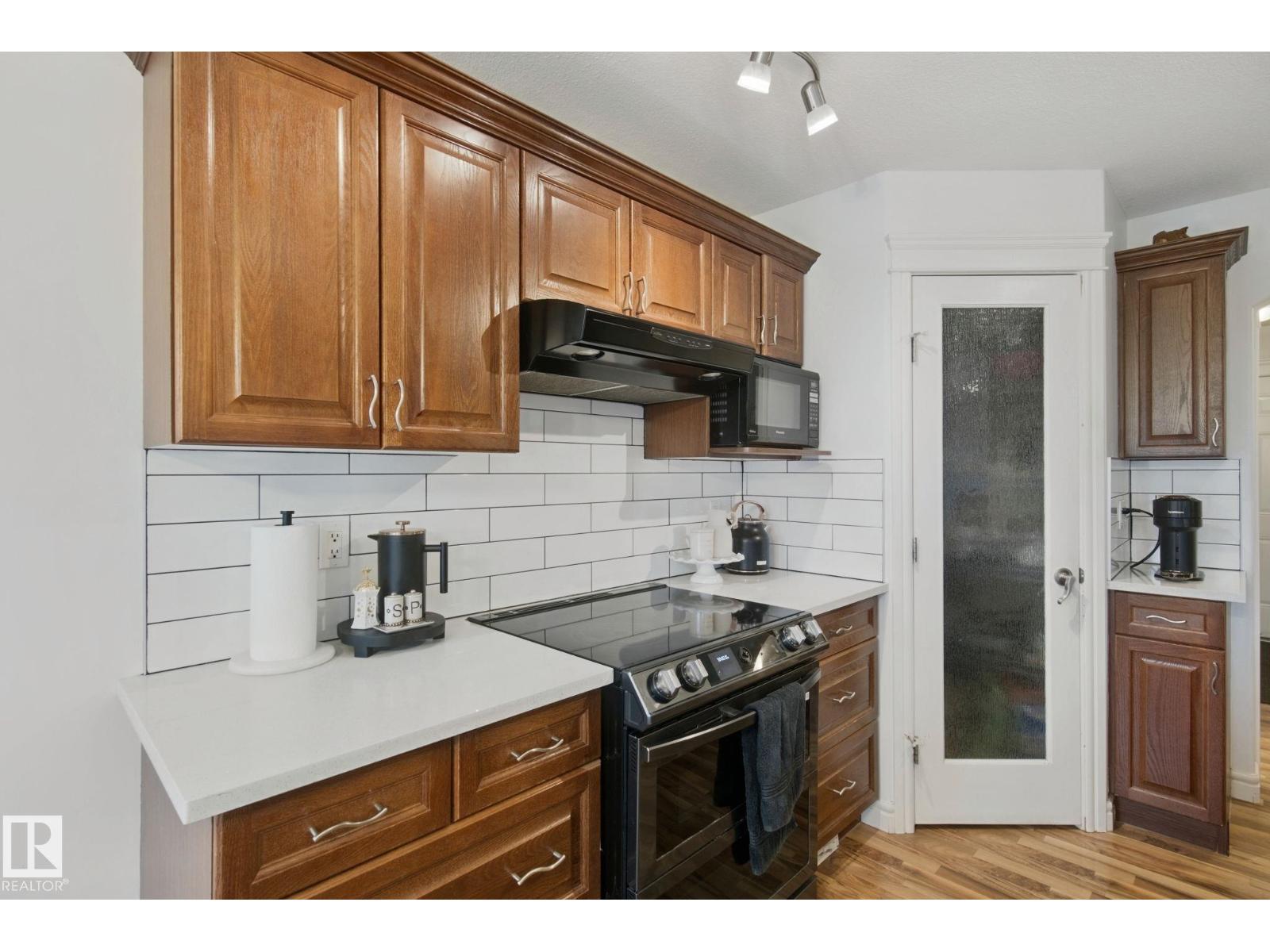4113 158 Av Nw Property Photo 13