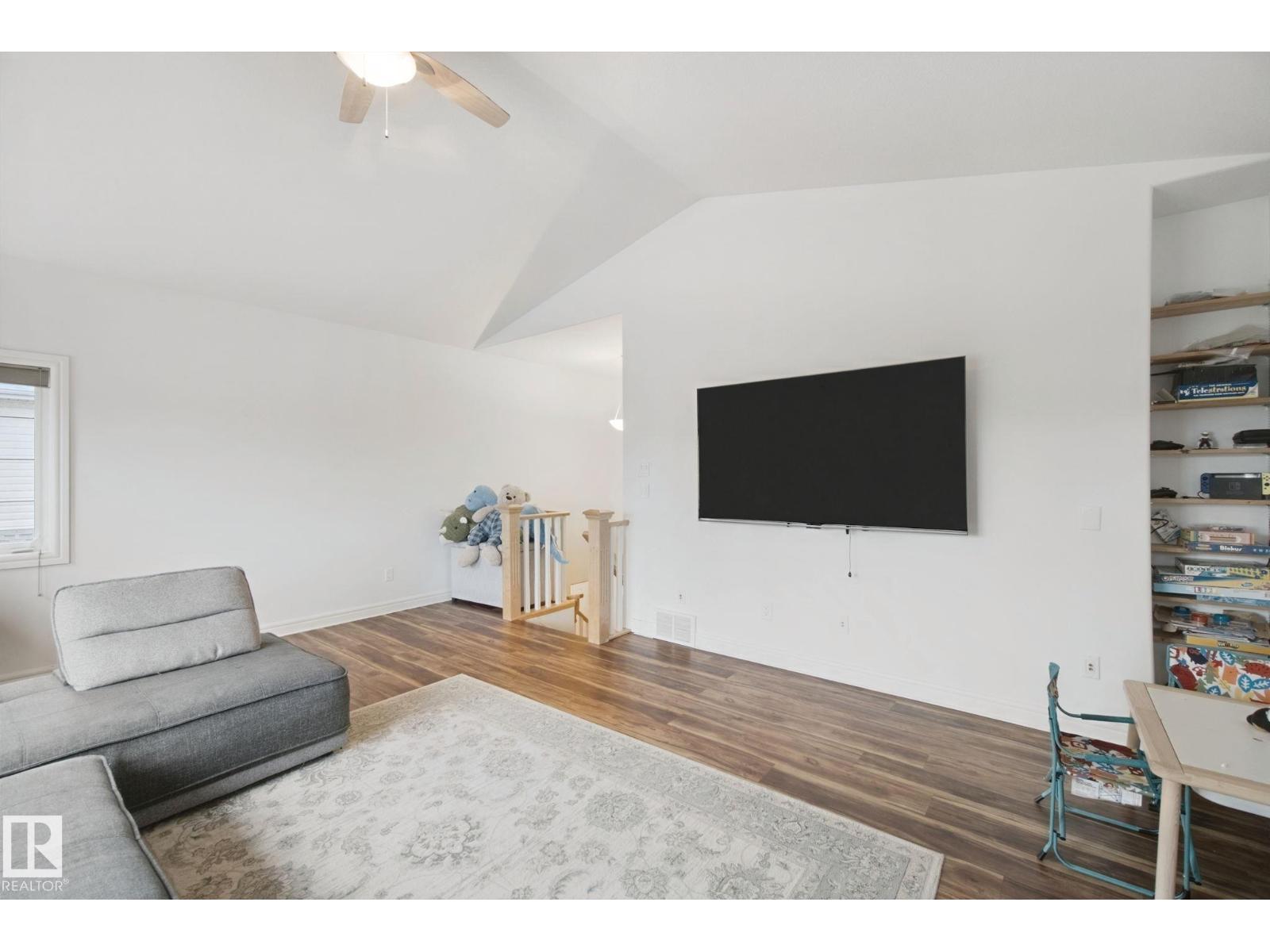 4113 158 Av Nw Property Photo 24