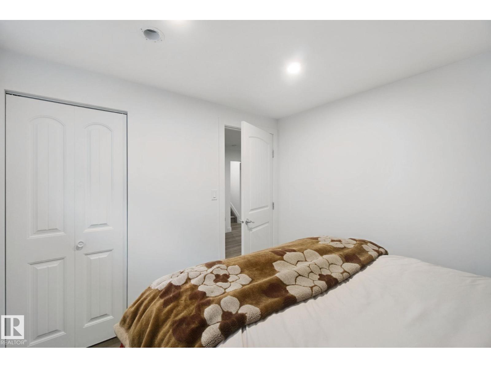 4113 158 Av Nw Property Photo 41