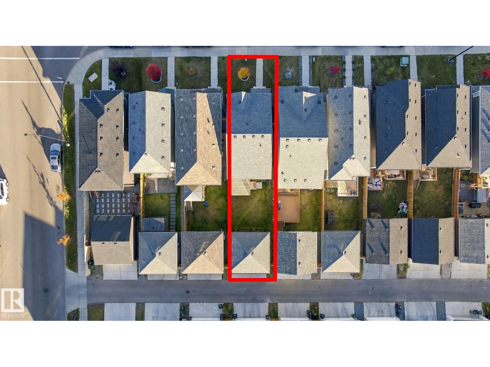 2214 54 St Sw Sw Property Photo 8