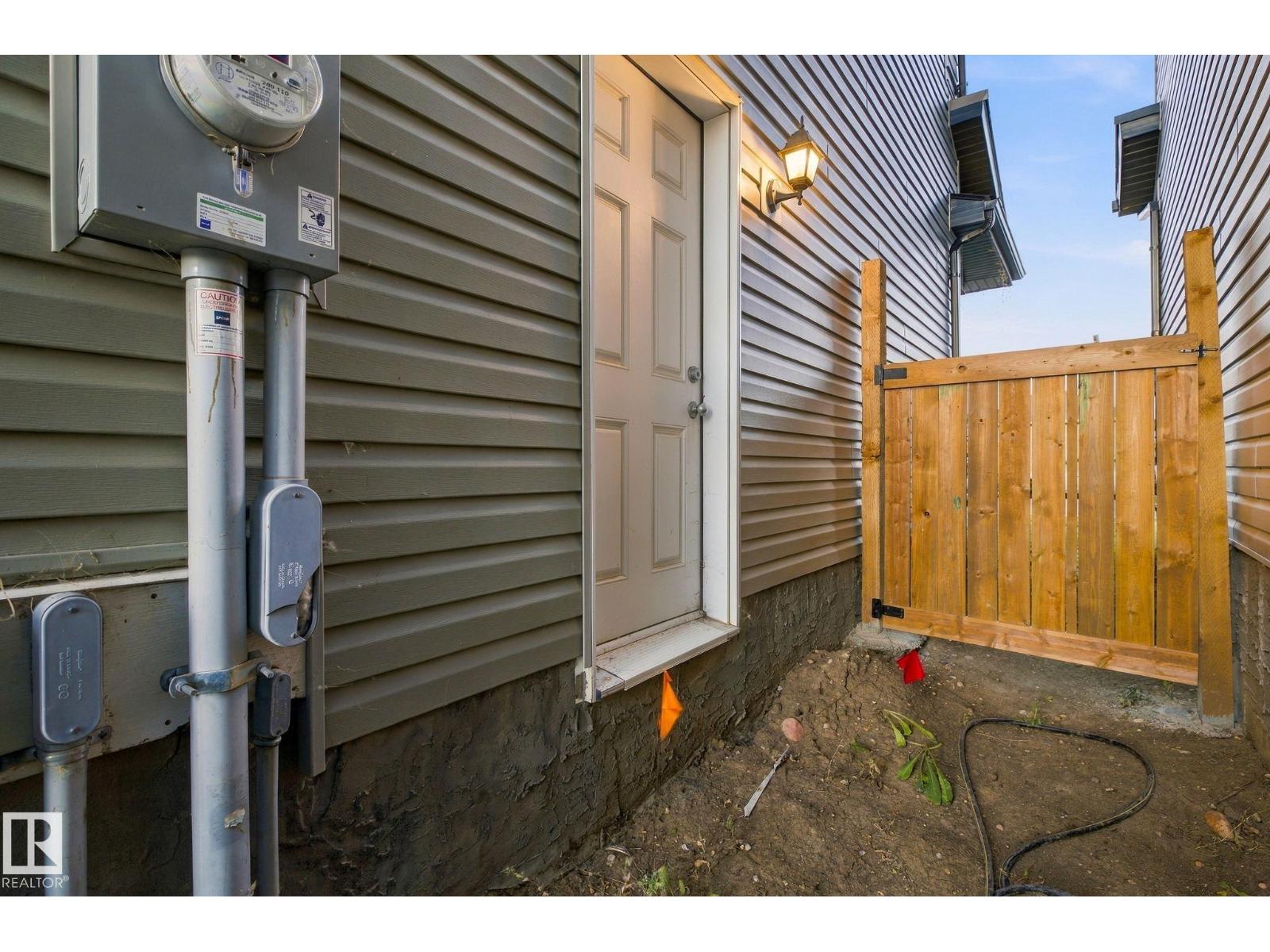 2214 54 St Sw Sw Property Photo 47