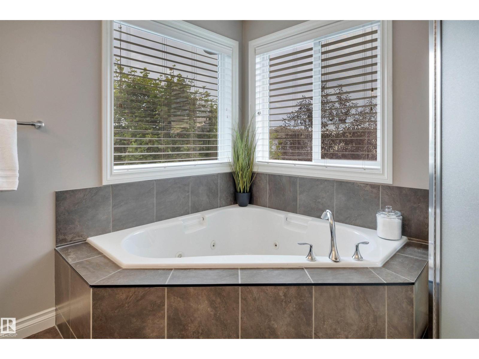 310 Ash Cl Property Photo 38