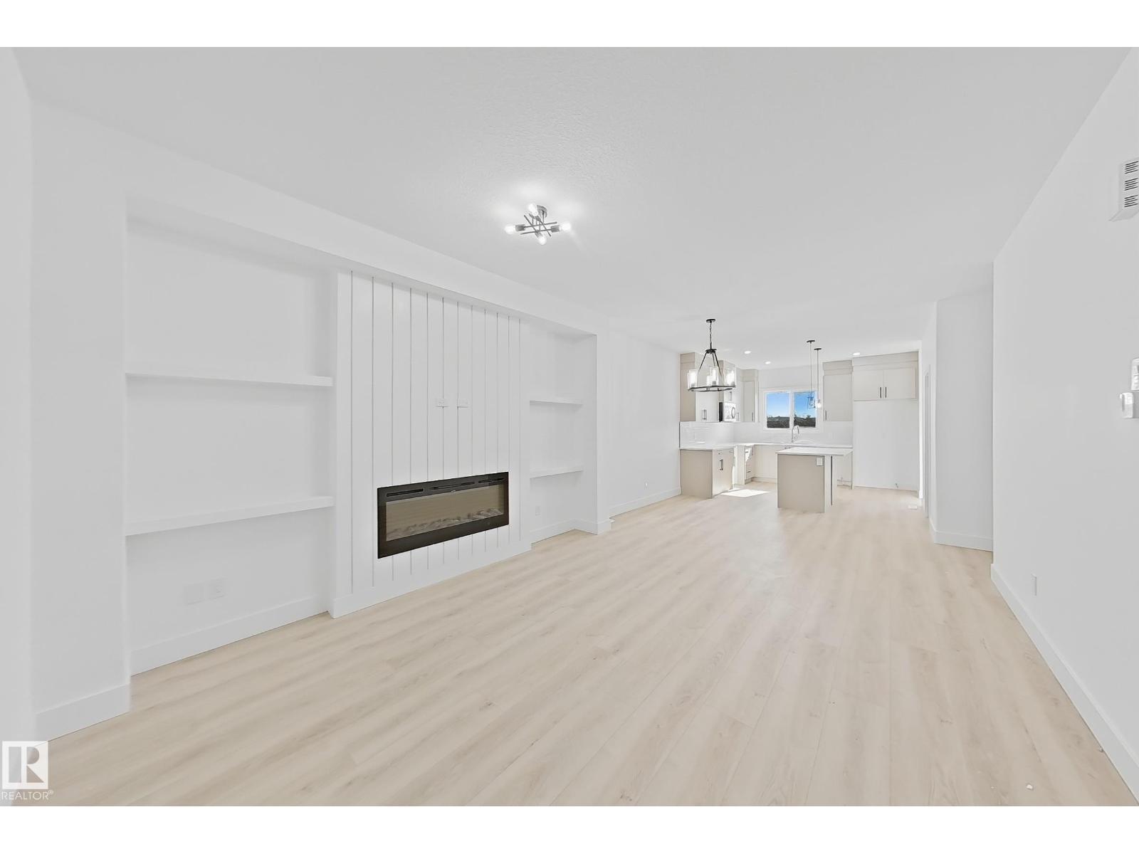 4215 63 St Property Photo 5
