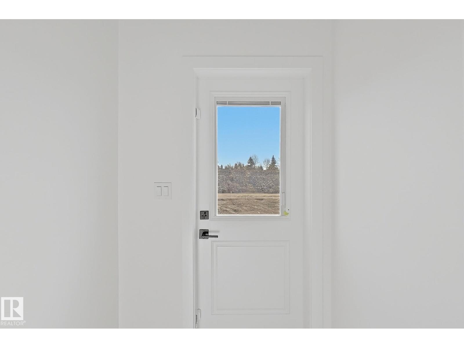 4215 63 St Property Photo 12