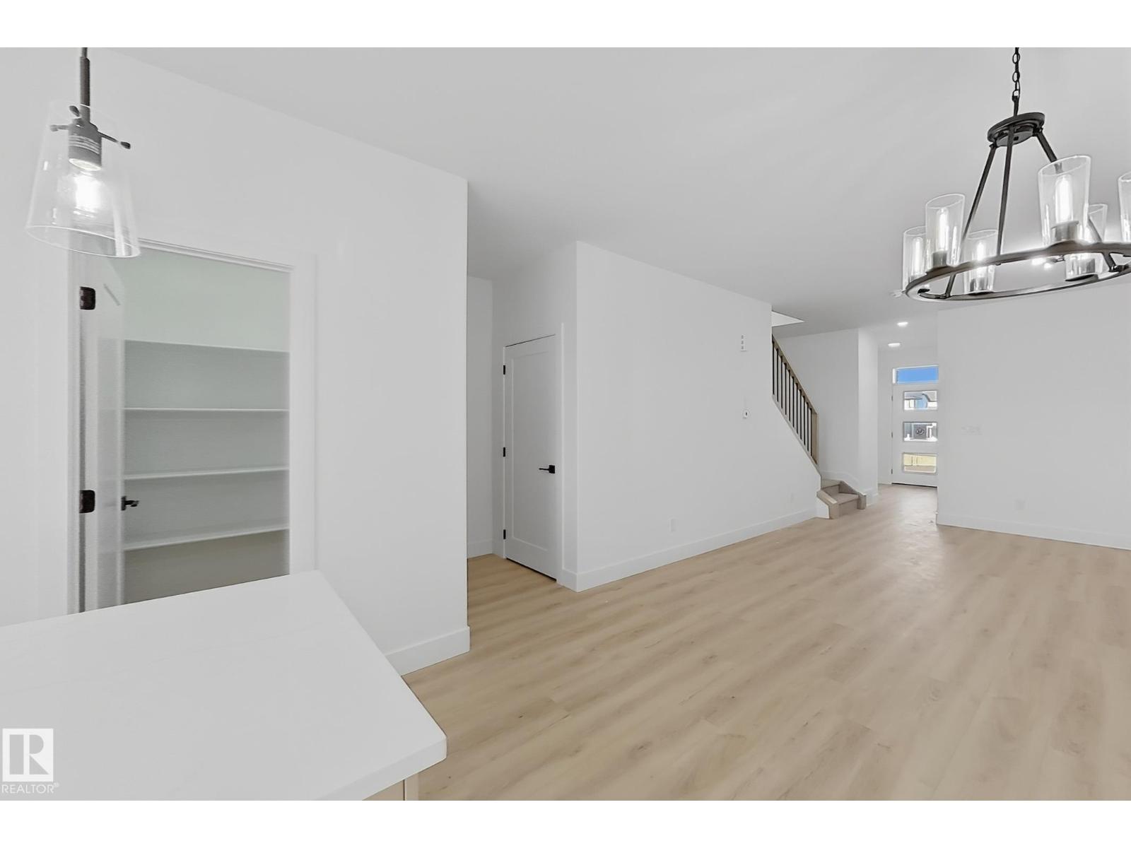4215 63 St Property Photo 15
