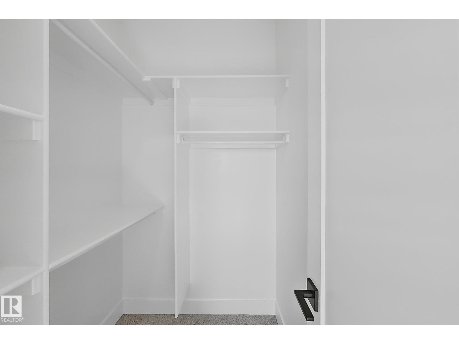 4215 63 St Property Photo 21