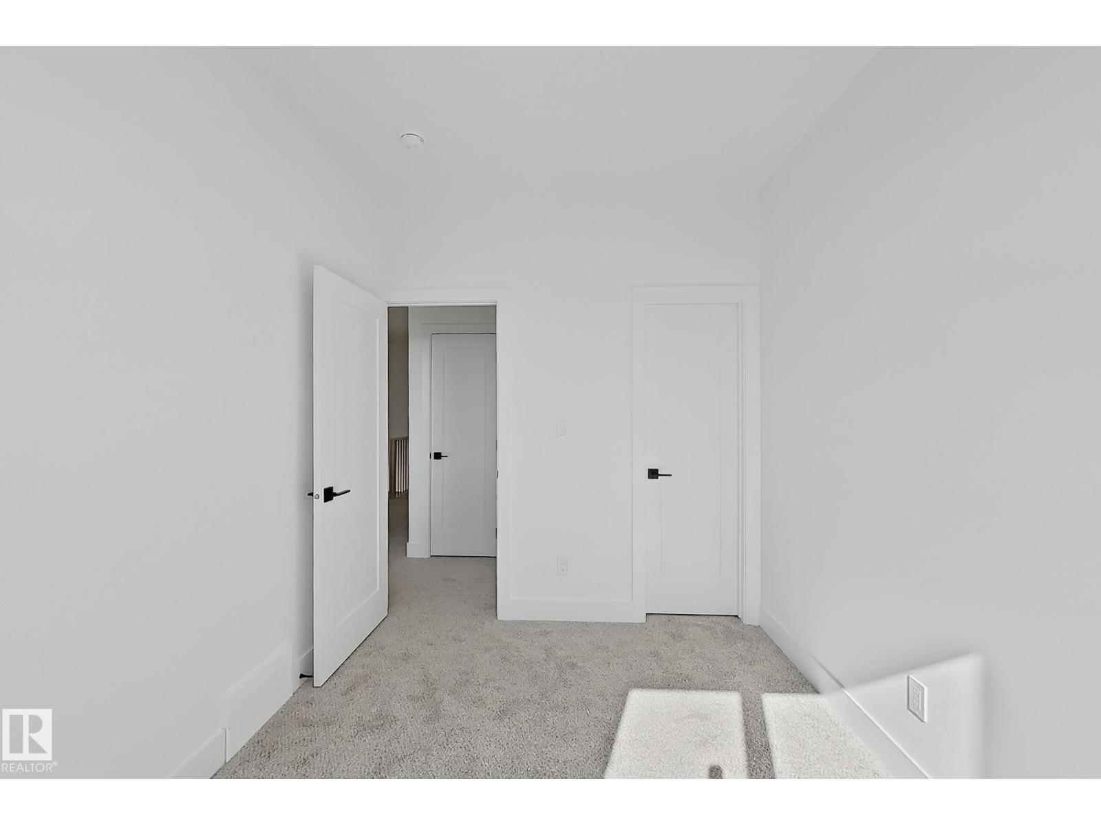 4215 63 St Property Photo 22