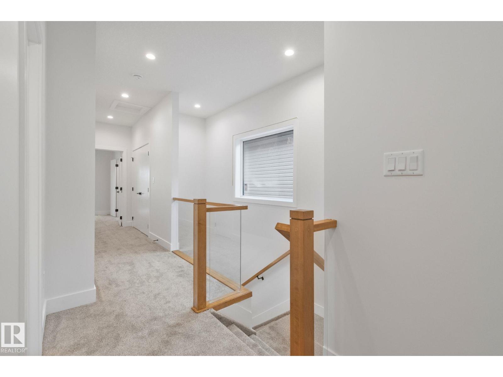 11036 128 St Nw Property Photo 15