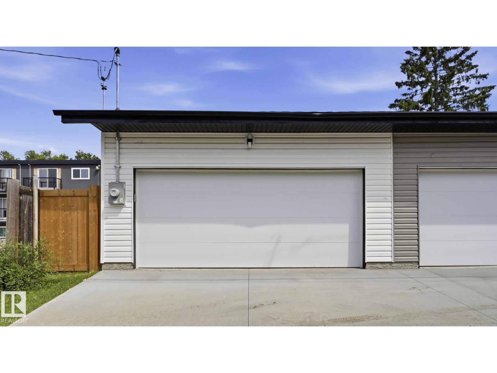 11036 128 St Nw Property Photo 42