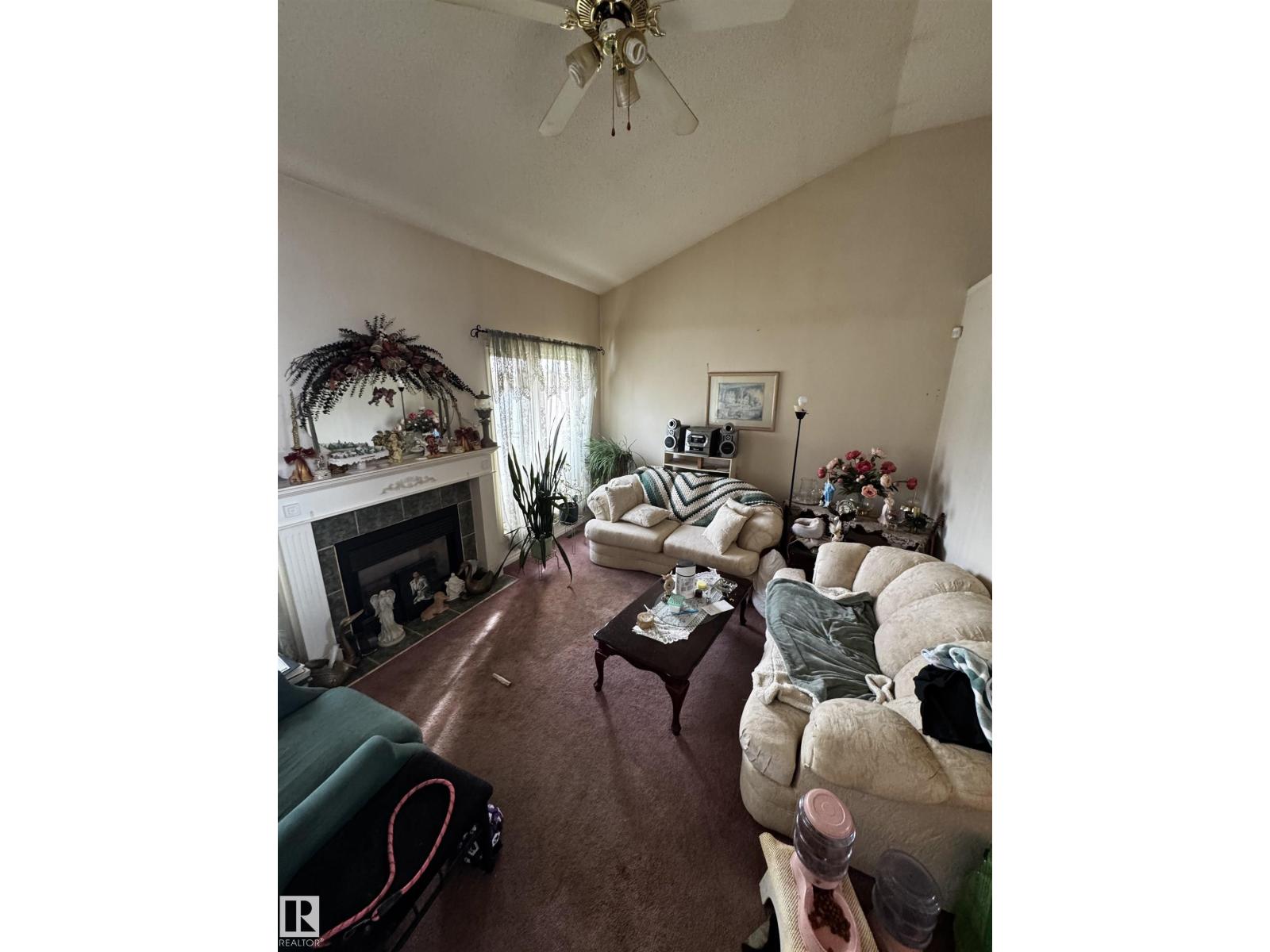 4751 49a St Property Photo 10