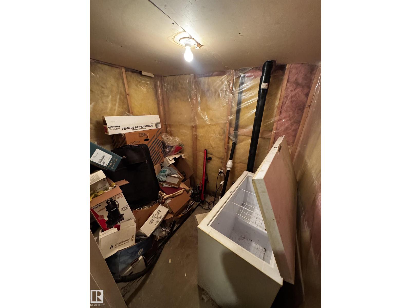 4751 49a St Property Photo 18