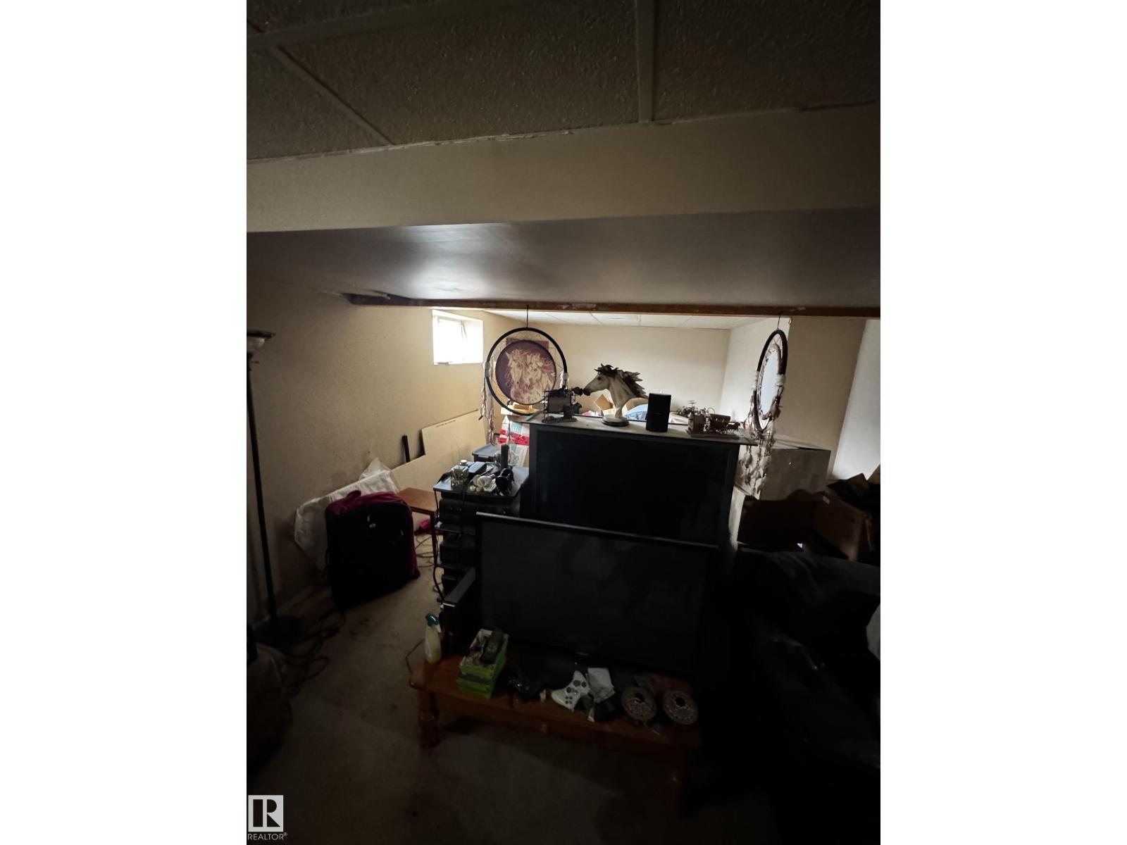 4751 49a St Property Photo 21
