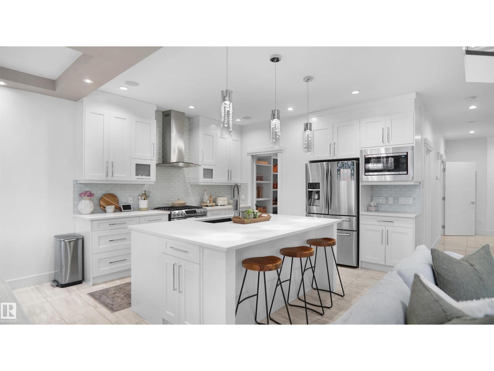 7520 174 Av Nw Property Photo 11