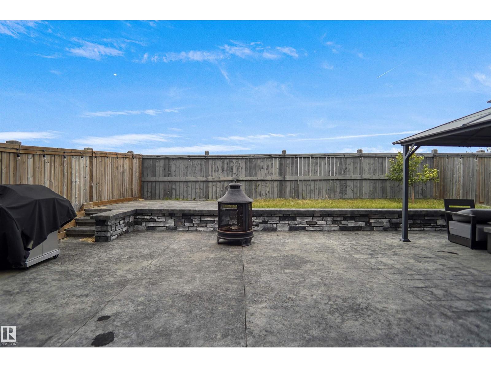 7520 174 Av Nw Property Photo 36