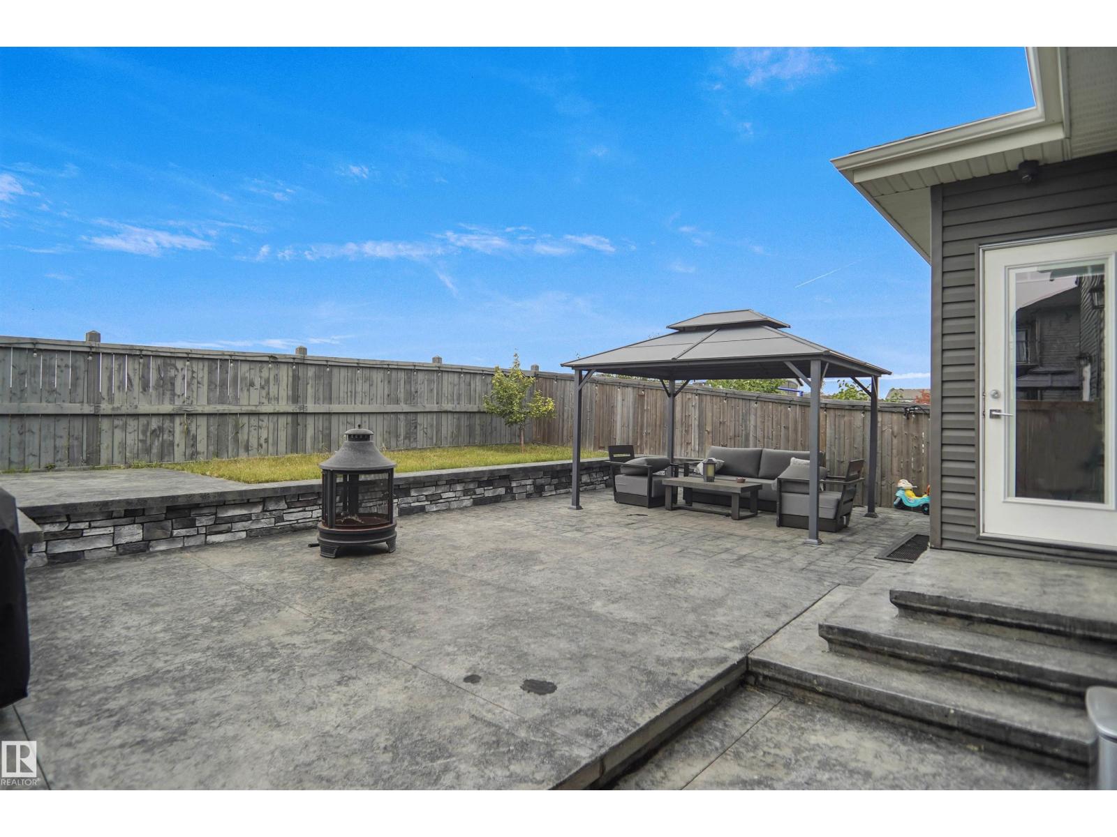 7520 174 Av Nw Property Photo 39