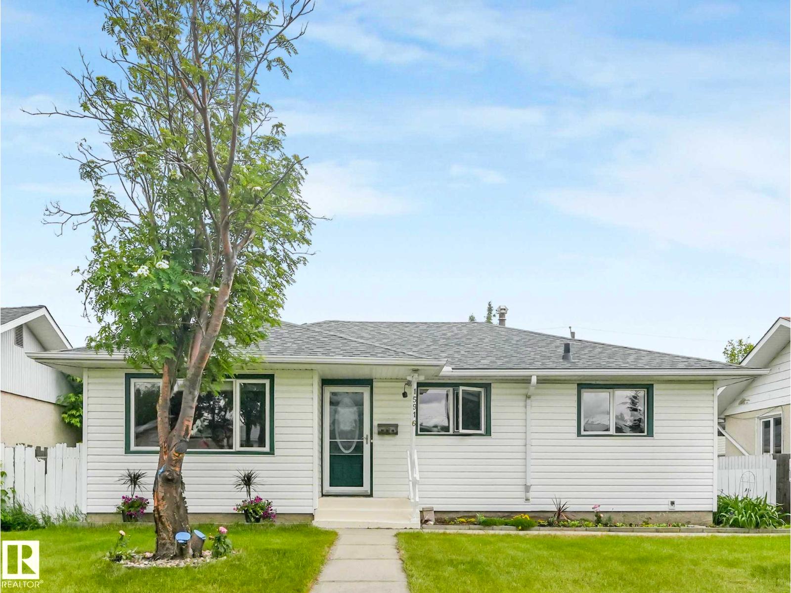 15916 88B AV NW Property Photo 1