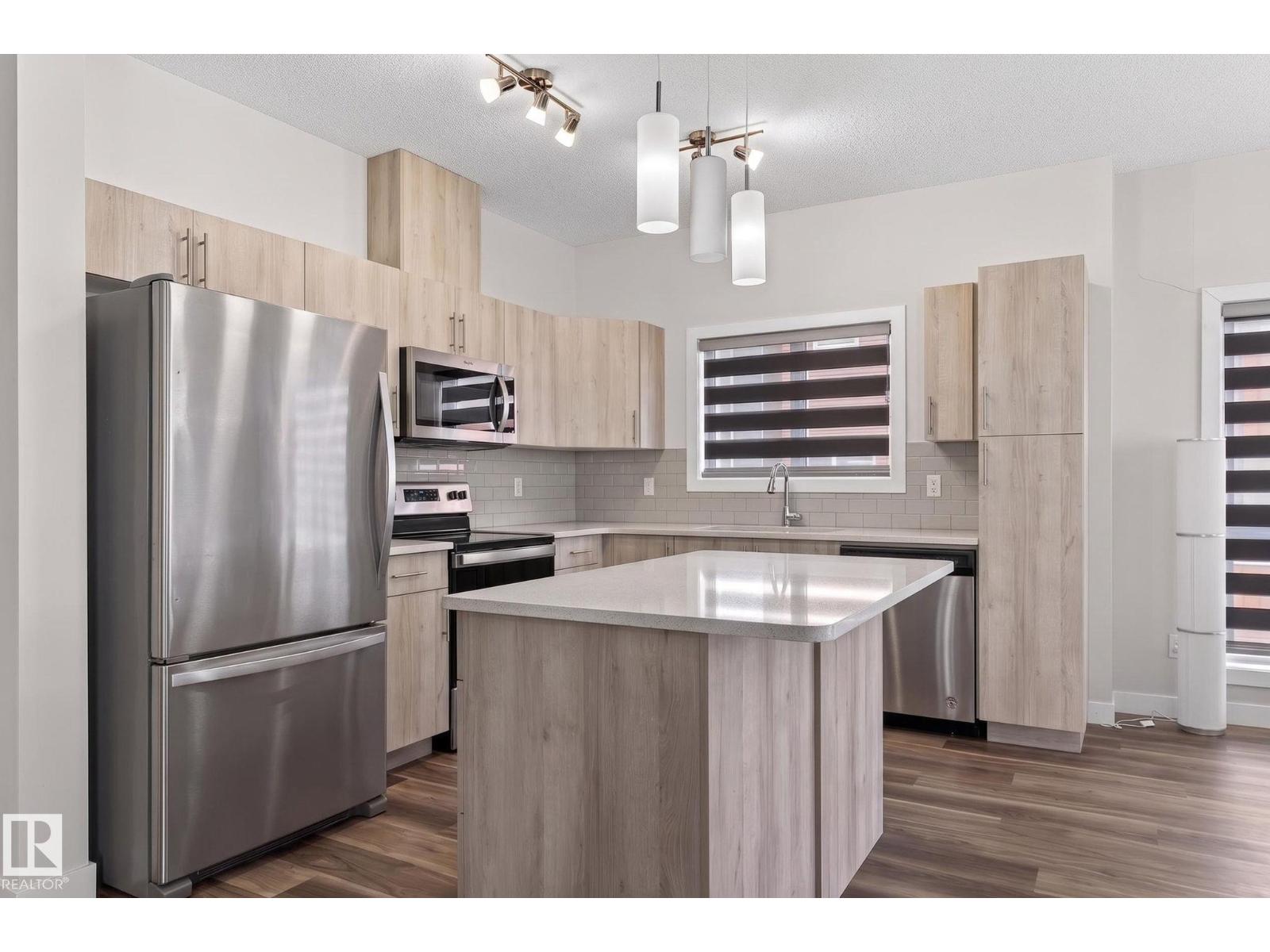 #37 979 Crystallina Nera Wy Nw Property Photo 9