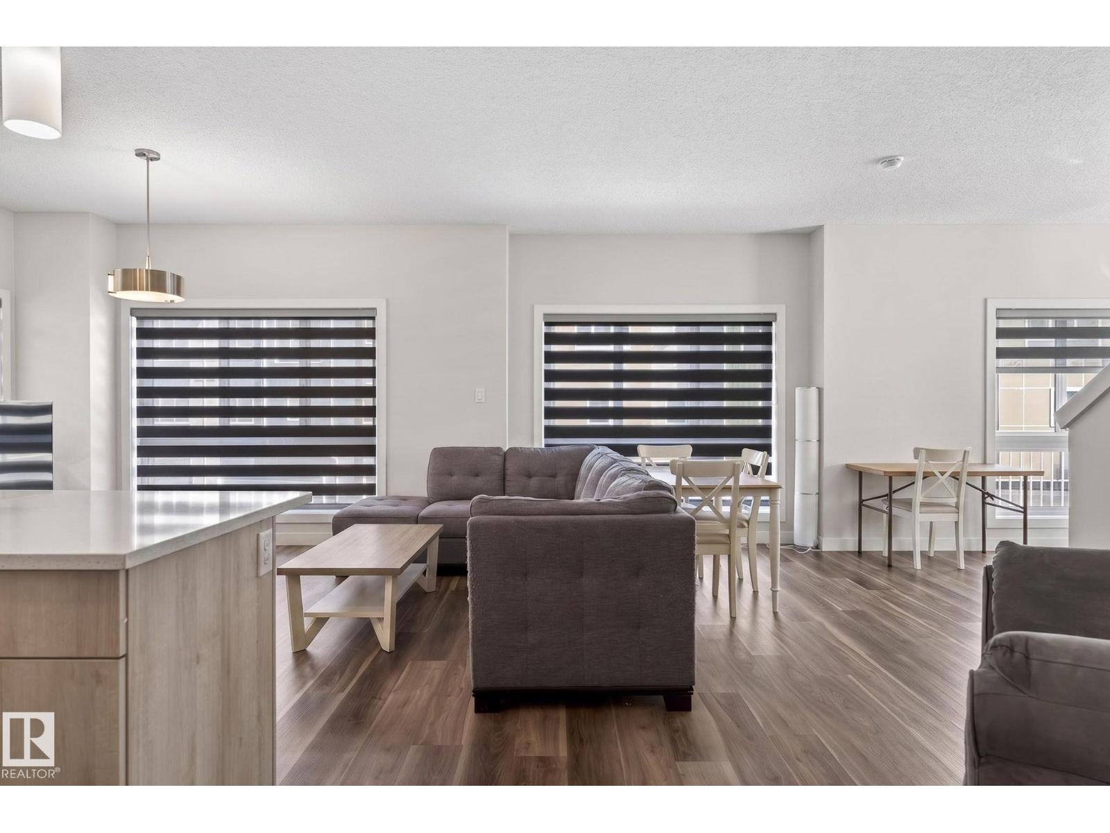 #37 979 Crystallina Nera Wy Nw Property Photo 11
