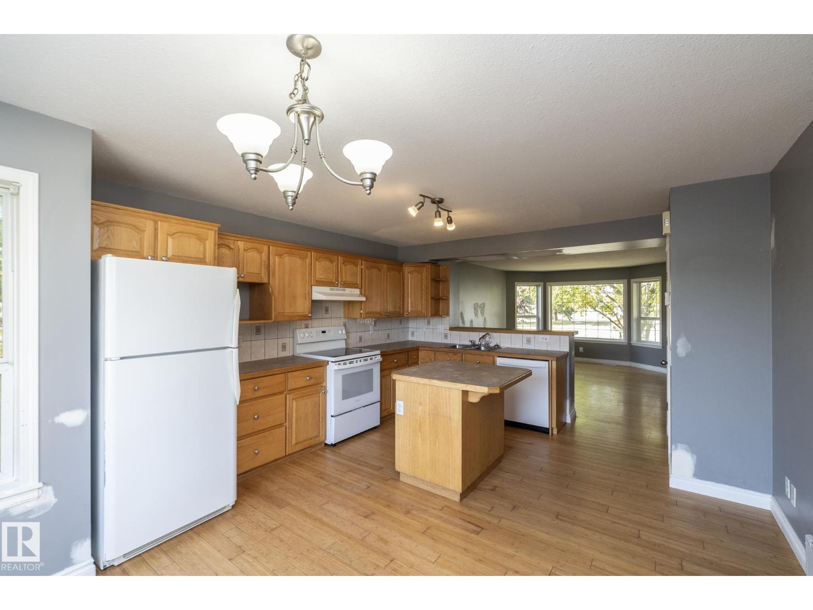137 Michigan St Property Photo 18