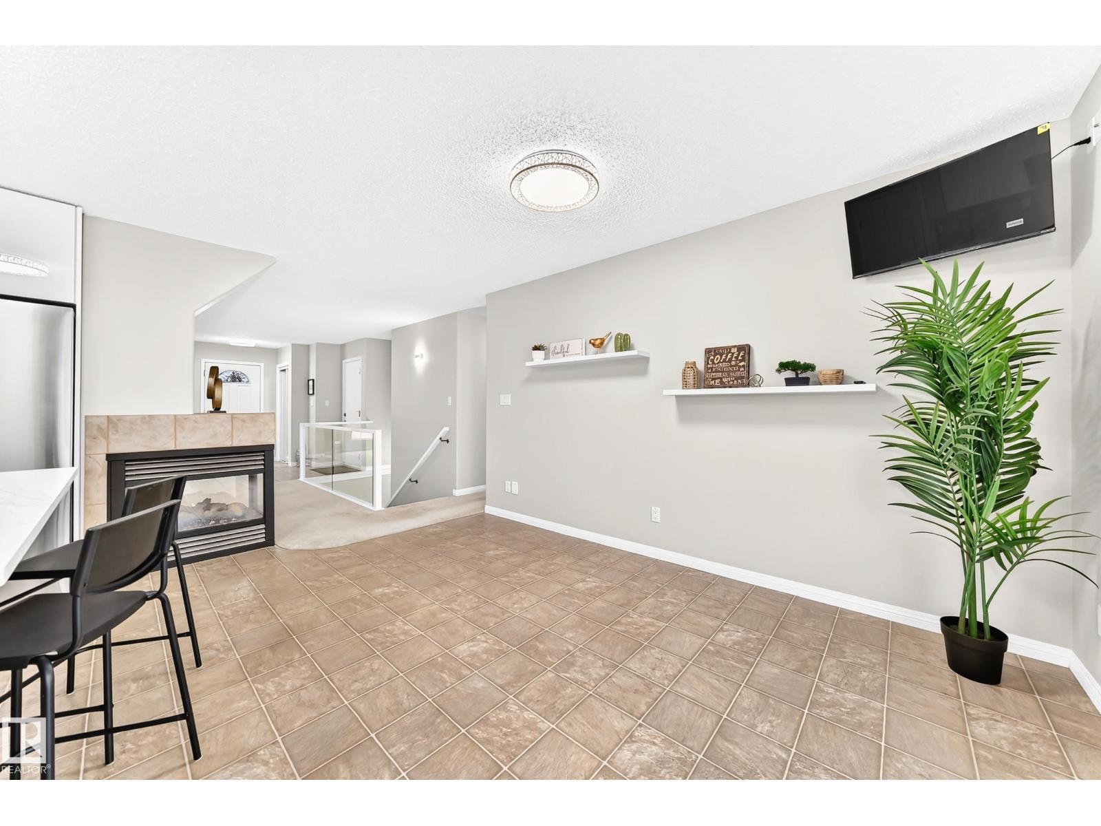 #2 1850 Mill Woods Rd E Nw Property Photo 25
