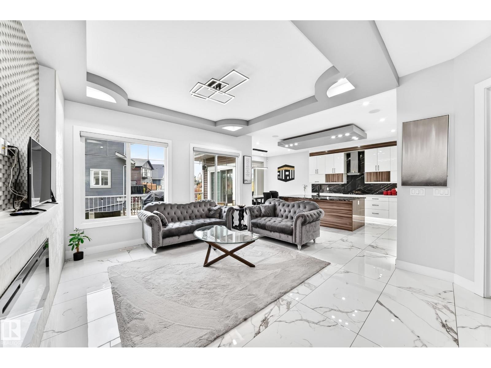 1667 Enright Wy Nw Nw Property Photo 19