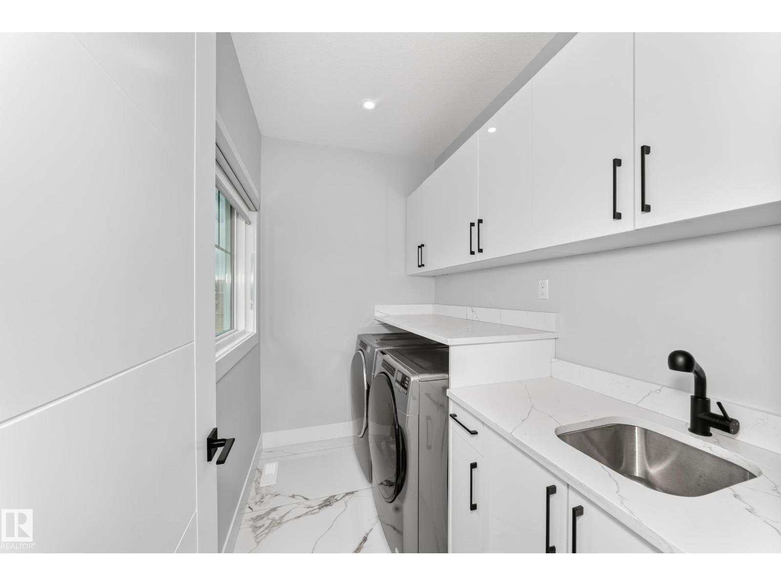 1667 Enright Wy Nw Nw Property Photo 31