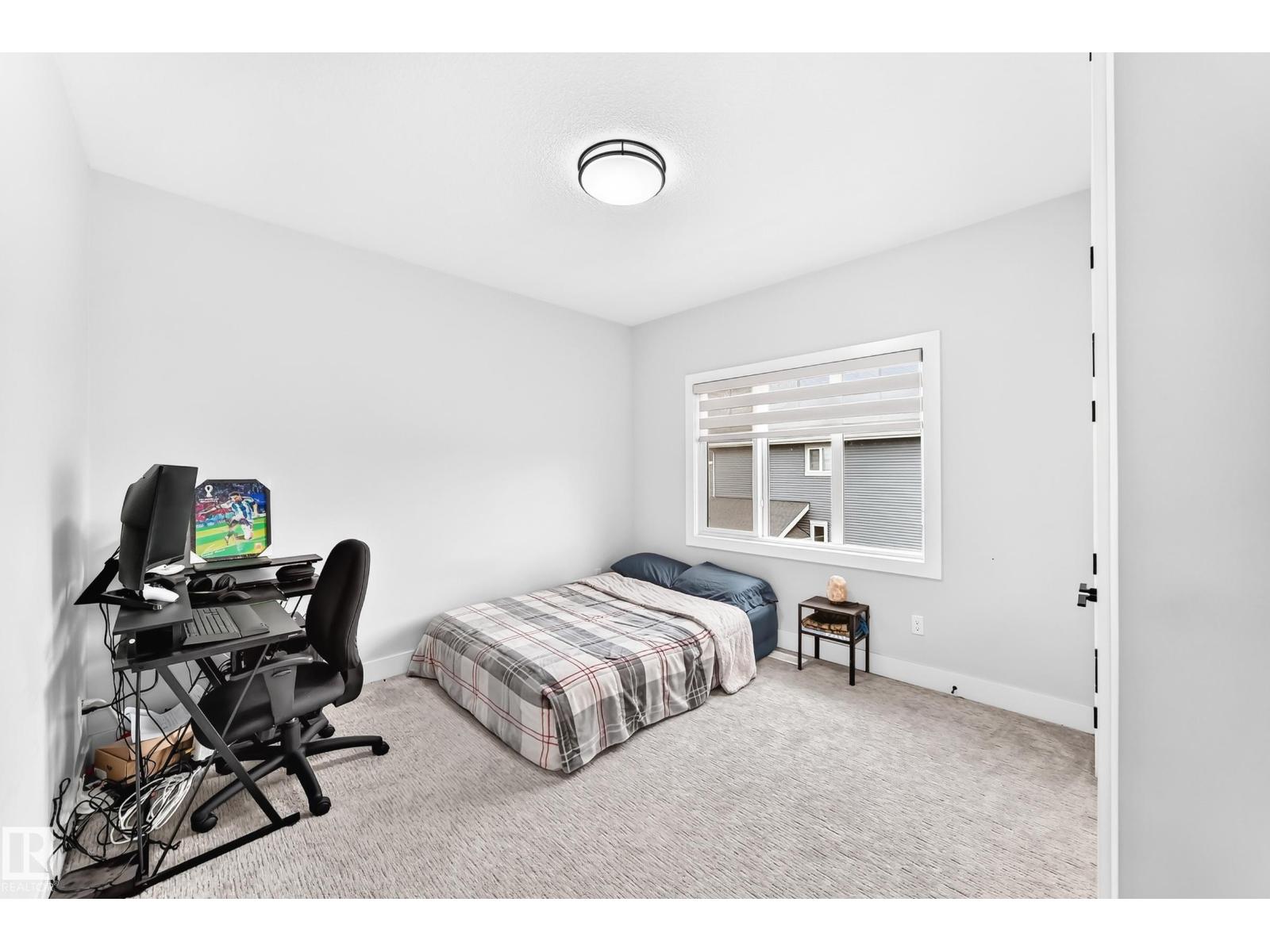1667 Enright Wy Nw Nw Property Photo 44